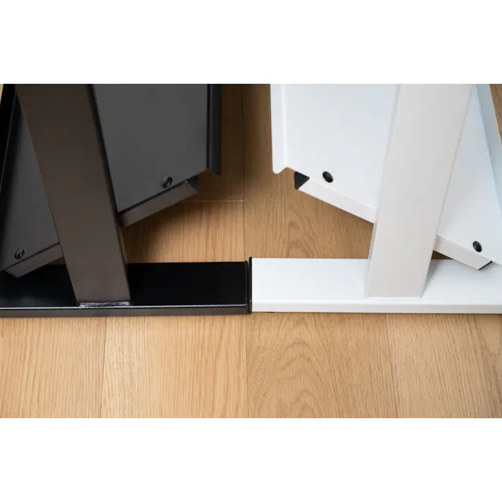 2WAYラック4D /色:ブラック / 幅80.5×奥行31×高さ119.5/125cm / ラック 4段 シェルフ 棚 収納棚 オープンラック 本棚 斜め 店舗ディスプレイ 什器 スチール シンプル 黒 ブラック 白 ホワイト ブラウン 組立式 【送料込み】