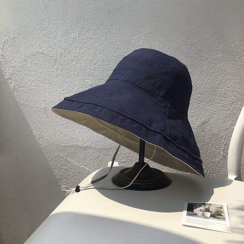 帽子 UVカット かわいい 白 紐付き 日除け付き 通気性 つば広帽子 つば広 レディース 小顔効果 あご紐付き 完全遮光100％ UVハット オシャレ 紐付き UV対策 軽量 通気速乾 涼しい 深め 日除け ガーデニング 接触冷感 小顔 遮光100％