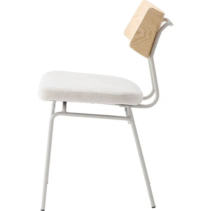チェア/色:ベージュ / 幅46×奥行53.5×高さ78.5×座面高47cm / ダイニングチェア 幅46 椅子 おしゃれ 木製 北欧 食卓椅子 肘無し 可愛い デスクチェア 一人掛け 単品販売 ナチュラル シンプル ファブリック イス 韓国風 組立式 【送料込み】