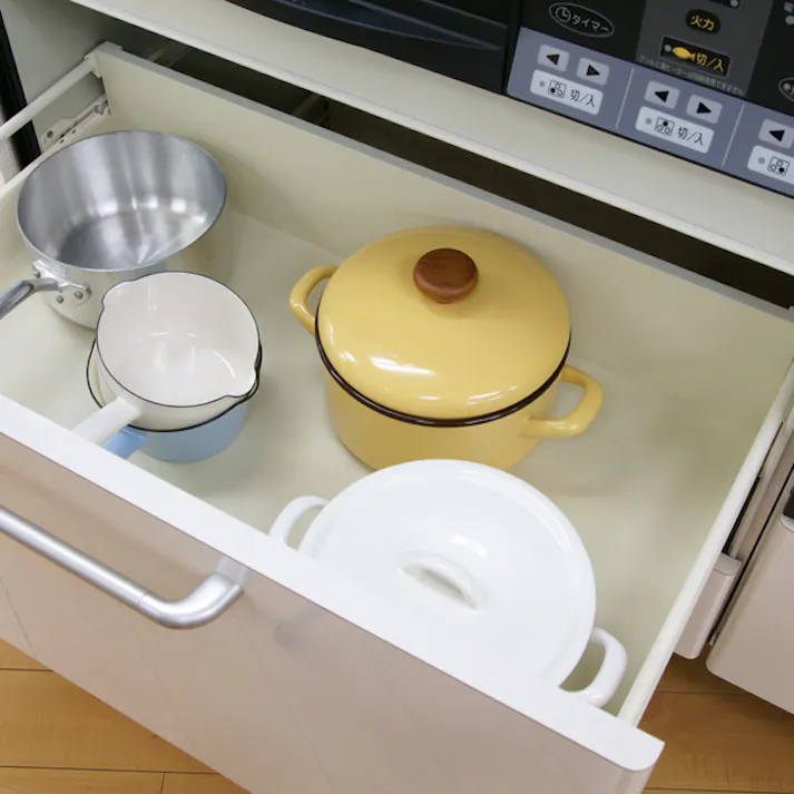 システムキッチン用防虫シート45 システムキッチンに敷くシート スッキリ敷けてズレにくい 引き出し・吊り戸棚の汚れ防止に 東和産業 【送料込み】