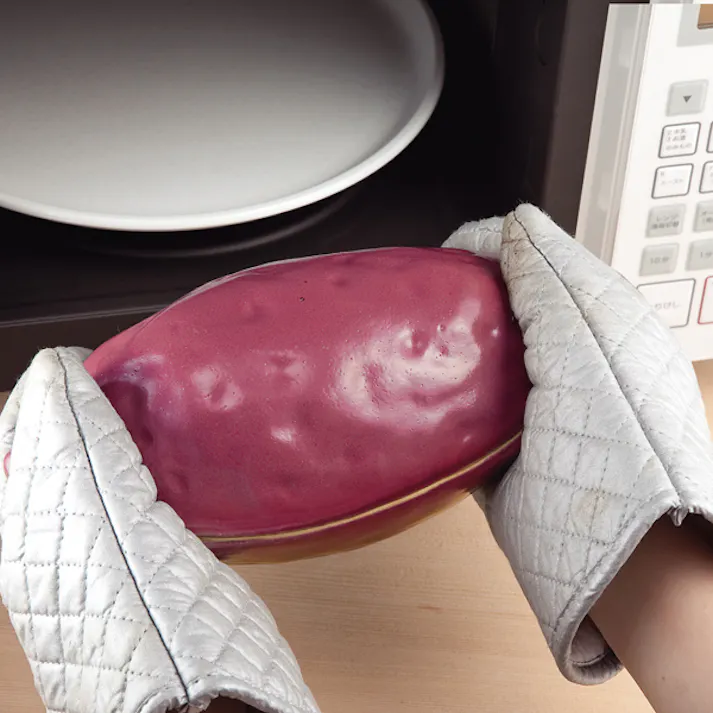 魔法の焼きいも鍋(発熱セラミックボール付) 食べたいときに電子レンジでホクホク焼きいも イシガキ 【送料込み】