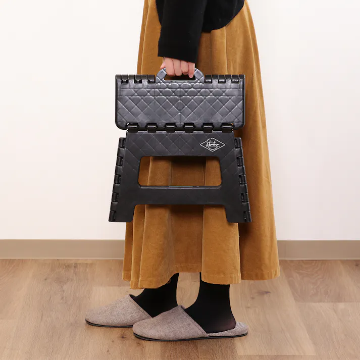 フォールディングステップスツール H22cm ブラック 1台あると便利な万能折りたたみステップスツール 【送料込み】#fjbo