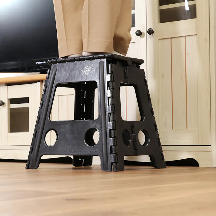 フォールディングステップスツール H39cm ブラック 1台あると便利な万能折りたたみステップスツール 【送料込み】#fjbo