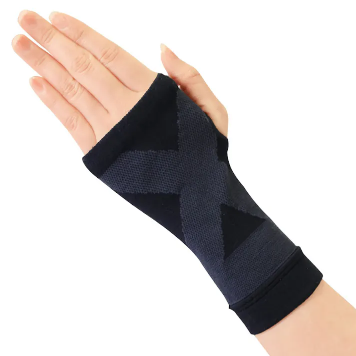 【10点まとめ買い】超薄型固定サポーター 手の甲用(左右兼用) フリーサイズ 1枚入 × 10点 クロステーピングが手の甲をしっかりと固定! 薄さと固定力を兼ね備えた高機能サポーター! 【送料込み】
