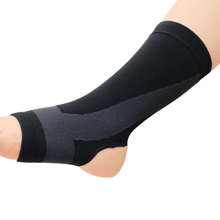 【2点まとめ買い】超薄型固定サポーター 足首用(左右兼用) フリーサイズ 1枚入 × 2点 薄さ+固定力のオリジナルテーピング! 薄さと固定力を兼ね備えた高機能サポーター! 【送料込み】