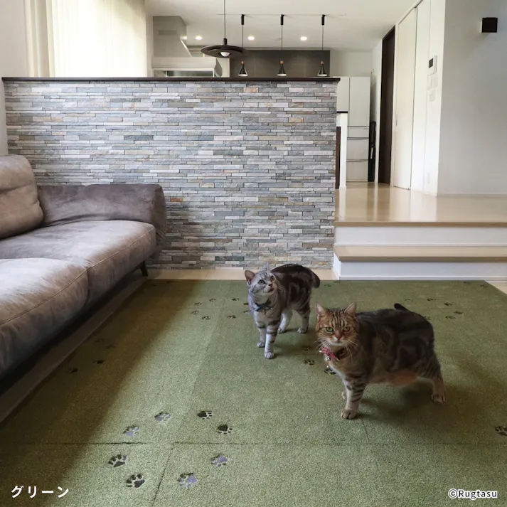 【4枚入】 50×50cm ペット おすすめ ラグタス タイルラグ てくてく肉球 すべり止め 付き 洗える タイルカーペット 50cm角 正方形 子犬 子猫 老犬 シニア (グリーン)