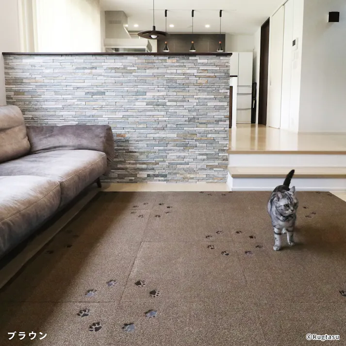 【4枚入】 50×50cm ペット おすすめ ラグタス タイルラグ てくてく肉球 すべり止め 付き 洗える タイルカーペット 50cm角 正方形 子犬 子猫 老犬 シニア (ブラウン)