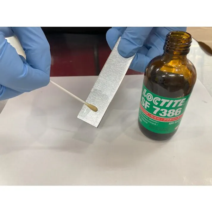 【CAINZ-DASH】ヘンケルジャパンACM事業部 硬化促進剤 アクチベーター アクリル接着剤用 SF7386 100ml 7386-100【別送品】