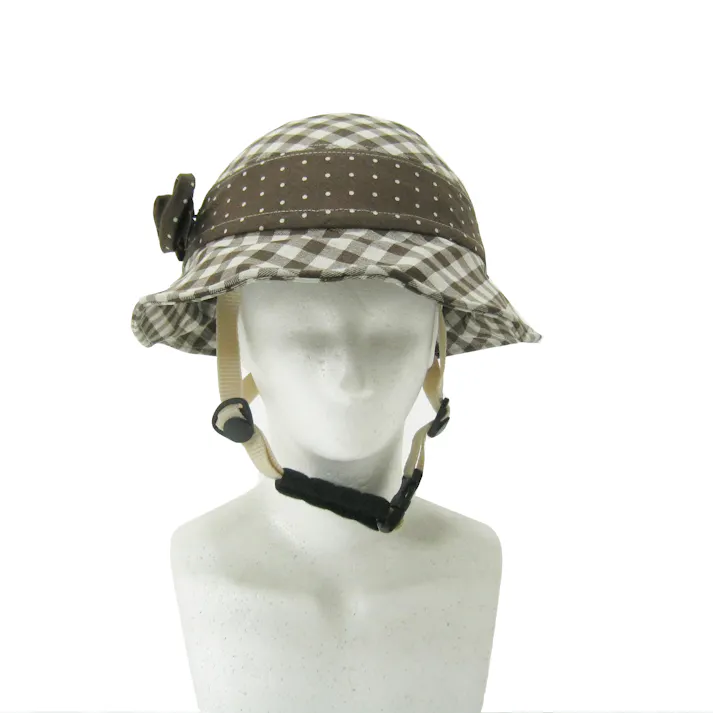 株式会社サギサカ 【店舗取り寄せ】 カポルヘルメット カメリアSチェックBR 4518991800227