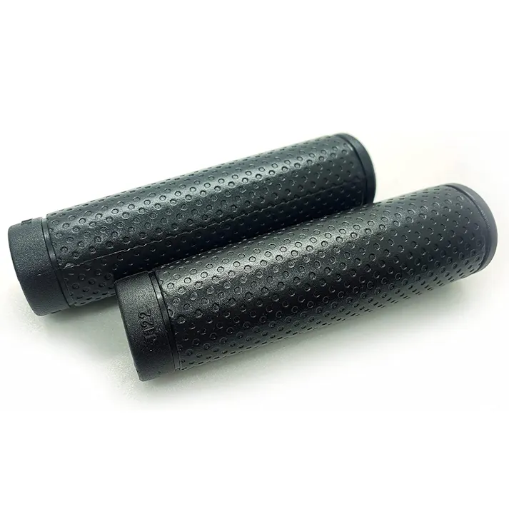 株式会社サギサカ 【店舗取り寄せ】 ハンドルグリップ ディンプル22.2mmBK 4973291216640