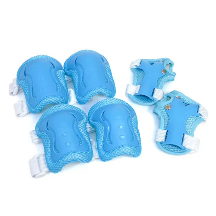 株式会社サギサカ 【店舗取り寄せ】 Kidsプロテクターセット Sサイズ2-4歳用BL 4973291462160