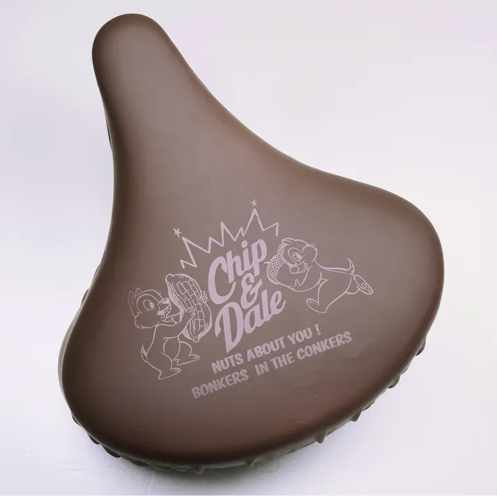 株式会社エール aile 【店舗取り寄せ】 チャリCAP サドルカバーシティ・軽快チップ&デールN 4973291722912