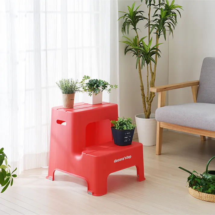 SANKA squ+ サンカ デコラステップ 踏み台 昇降ステップ台 レッド 2段 広い足のせ部分と滑り止め加工耐荷重100kg 軽量設計 日本製 子供 トイレ 玄関 洗面所 洗車台 足台 キッズ 室内 (幅43.5×奥行48.3×高さ45cm) DS2-RE-1【別送品】