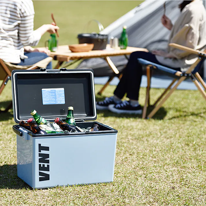 SANKA squ+ サンカ バンセレーノ ワンプッシュで開閉できる クーラーボックス アッシュブルー(マット仕様) 24.5L ふたが外せてお手入れ簡単 日本製 フィッシングクーラー 釣り キャンプ (幅48×奥行30×高さ32cm) SVES-#25BL-1【別送品】