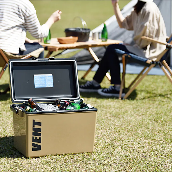 SANKA squ+ サンカ バンセレーノ ワンプッシュで開閉できる クーラーボックス ジャーマンカーキ(マット仕様) 24.5L ふたが外せてお手入れ簡単 日本製 フィッシングクーラー 釣り キャンプ (幅48×奥行30×高さ32cm) SVES-#25KA-1【別送品】