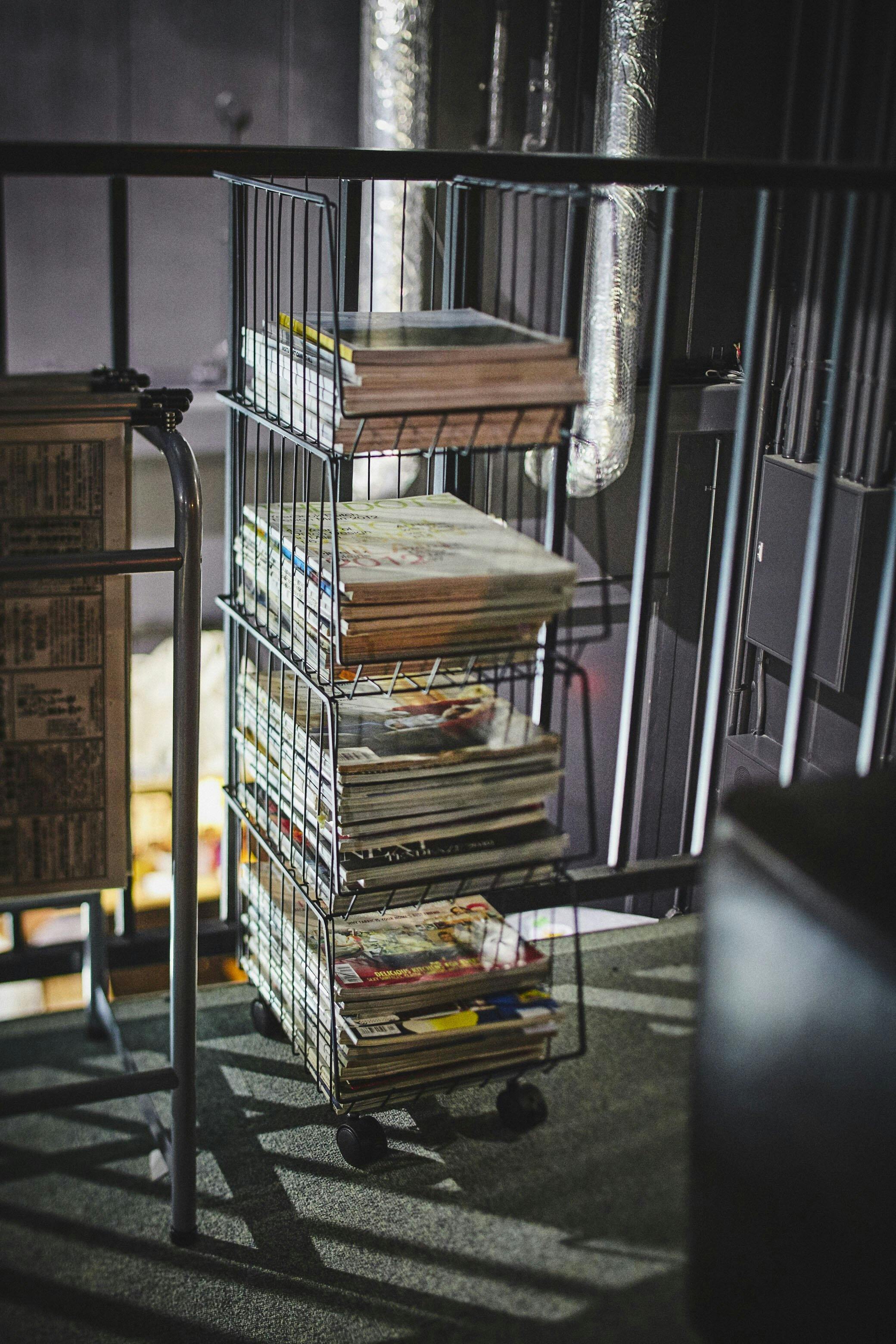 東谷 Room Essence スタッキングワゴン4D ブラック Size：26.5