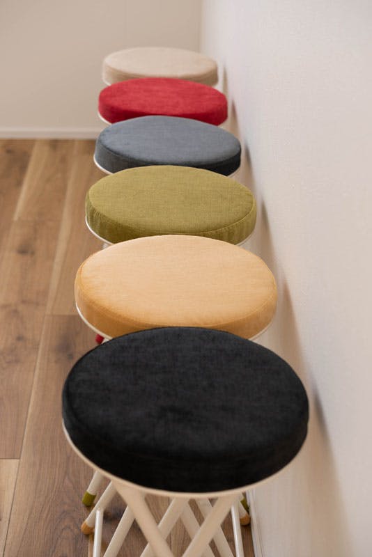 スツール Esthe Stool K | ミラー・サロン家具・ワゴン等 | 製品情報
