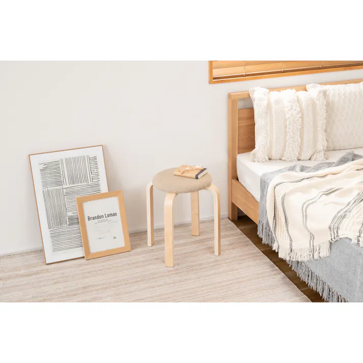 Room Essence スツール W32×D32×H45 グレーベージュ 完成品 椅子 円 スタッキング ニュアンスカラー トレンド シンプル 天然木 木製 おしゃれ ナチュラル 北欧 キッチン ラウンド CL-802GYB【別送品】