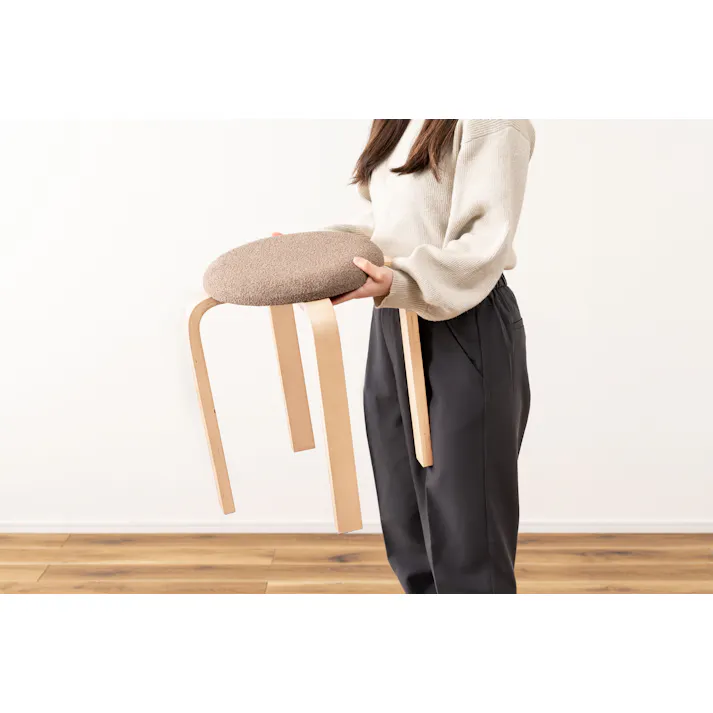 Room Essence スツール W32×D32×H45 モカブラウン 完成品 椅子 円 スタッキング ニュアンスカラー トレンド シンプル 天然木 木製 おしゃれ ナチュラル 北欧 キッチン ラウンド CL-802MBR【別送品】