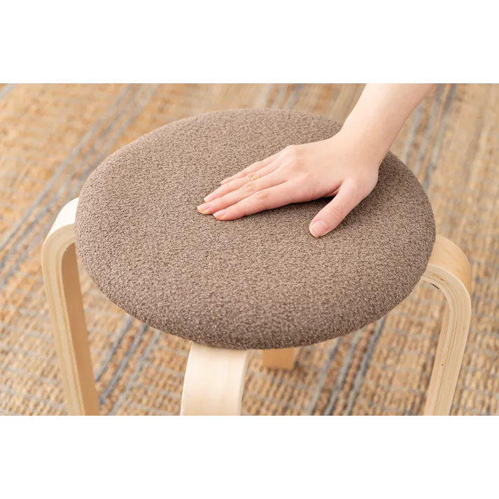 Room Essence スツール W32×D32×H45 モカブラウン 完成品 椅子 円 スタッキング ニュアンスカラー トレンド シンプル 天然木 木製 おしゃれ ナチュラル 北欧 キッチン ラウンド CL-802MBR【別送品】