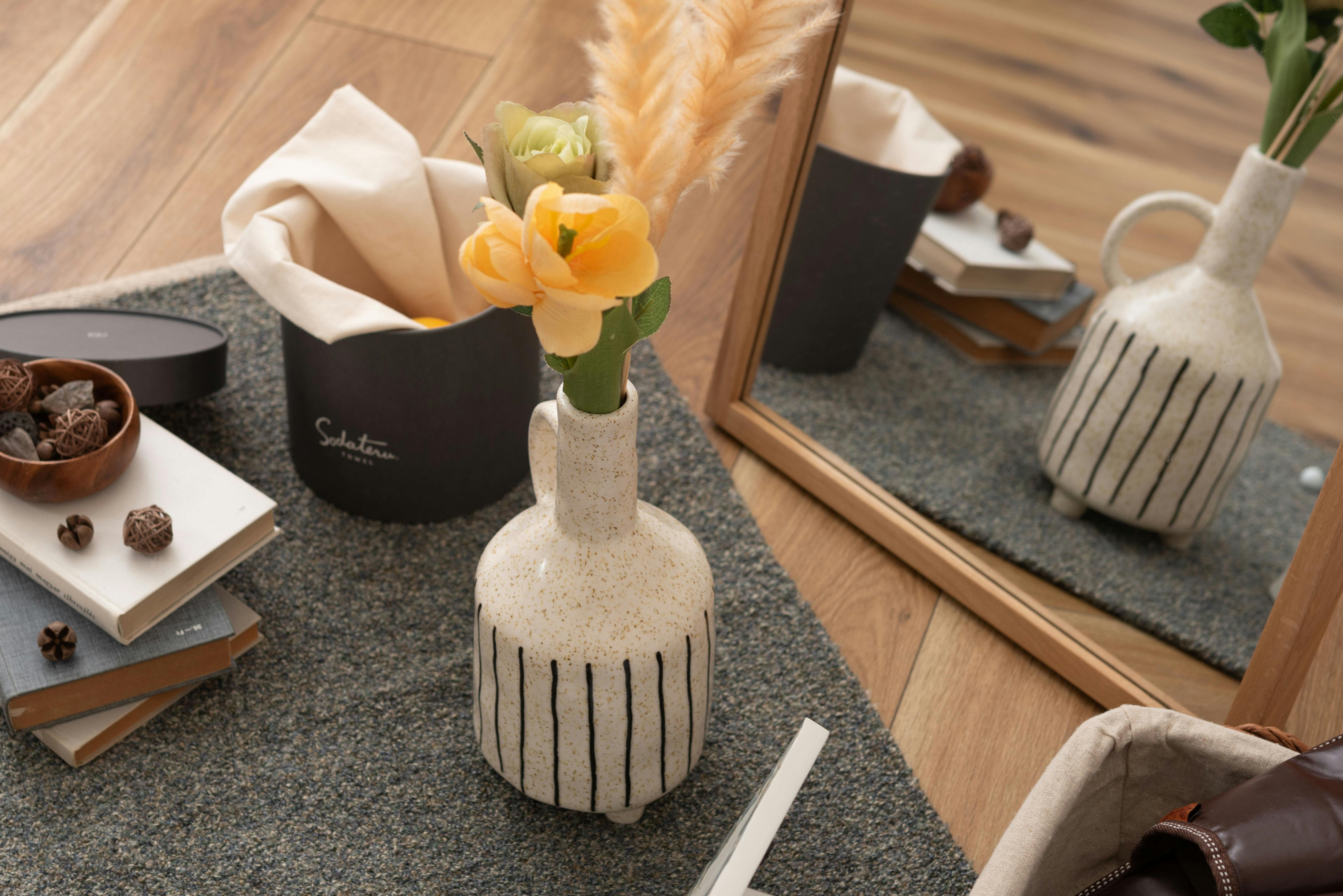 Room Essence フラワーベース W14.5×D13×H27.5 アイボリー 完成品 花瓶