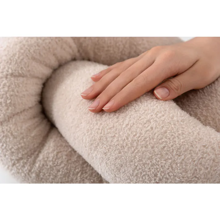 Room Essence もちもちロープクッション 約W60×D29.5×H21 ベージュ 完成品 韓国 おしゃれ かわいい フロアクッション 結び目 ロープ インテリア 雑貨 北欧 柔らかい ベージュ GLK-211BE【別送品】