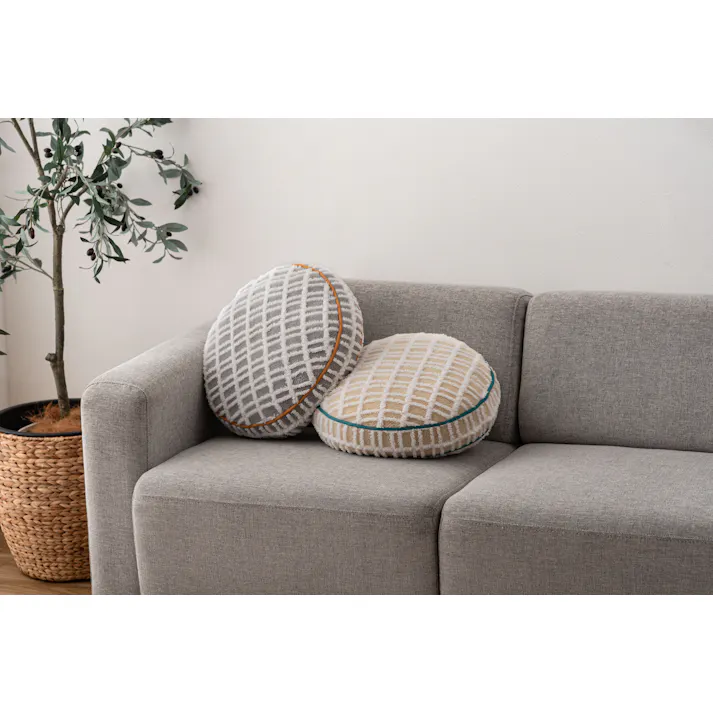 Room Essence ラウンドボアチェックークッション 約W34×D34×H16 グレー 完成品 クッション チェック柄 もこもこ ふんわり 可愛い 北欧風 くすみカラー シンプル ナチュラル もちもち ボア GLK-214GY【別送品】