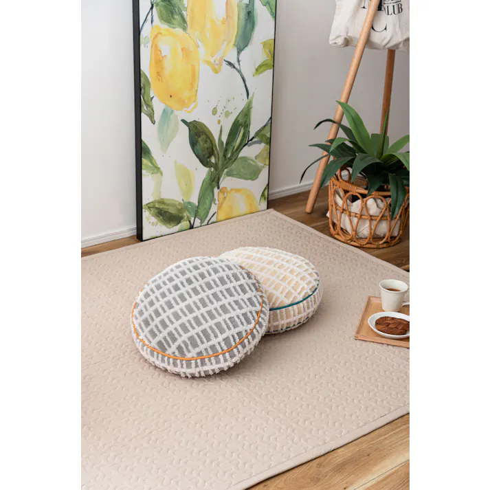 Room Essence ラウンドボアチェックークッション 約W34×D34×H16 グレー 完成品 クッション チェック柄 もこもこ ふんわり 可愛い 北欧風 くすみカラー シンプル ナチュラル もちもち ボア GLK-214GY【別送品】