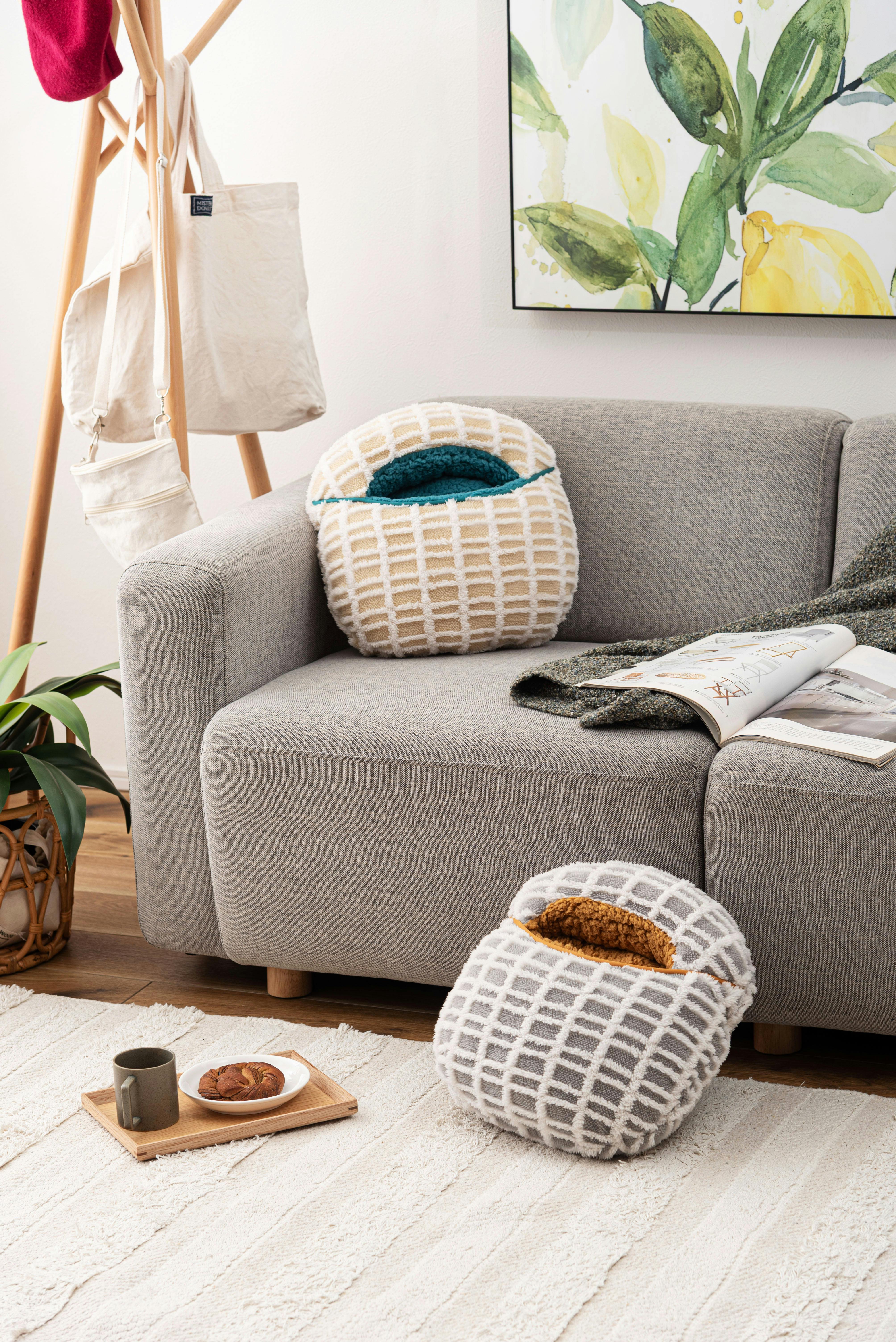 Room Essence ボアチェックーフットインクッション 約W37×D37×H15.5