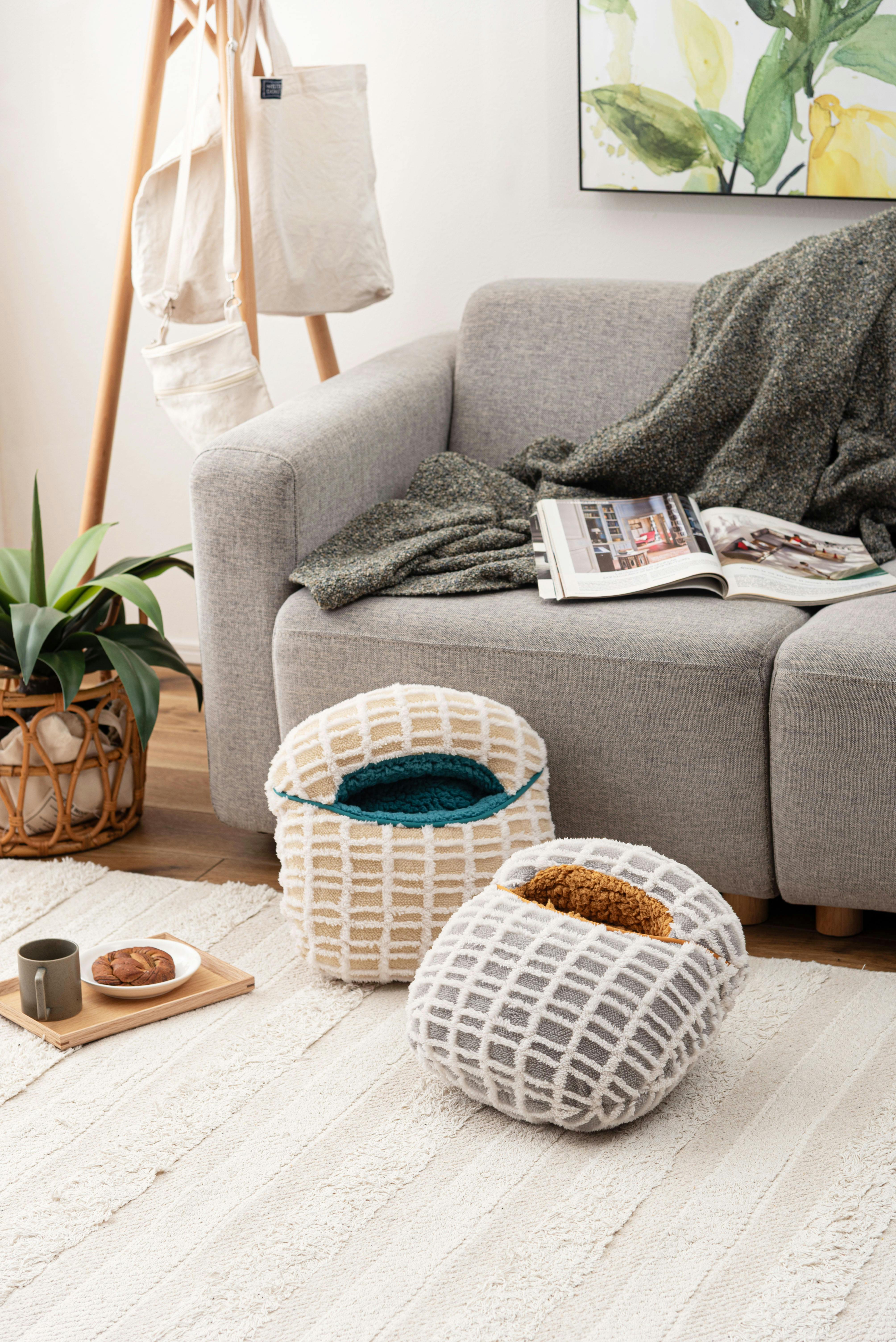 Room Essence ボアチェックーフットインクッション 約W37×D37×H15.5