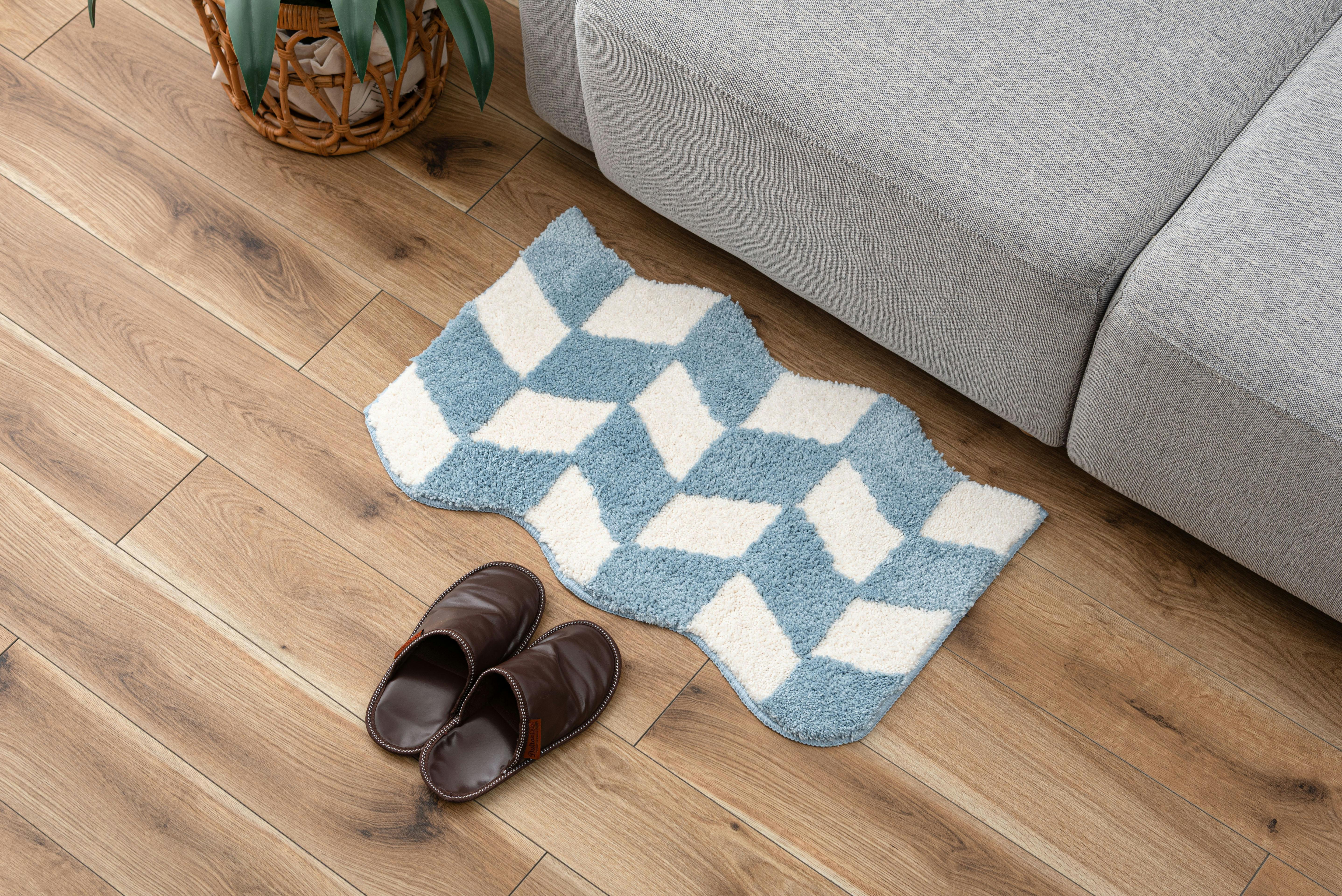 Room Essence マットー波打ち型 約W70.5×D45×H2 完成品 マット 波うち