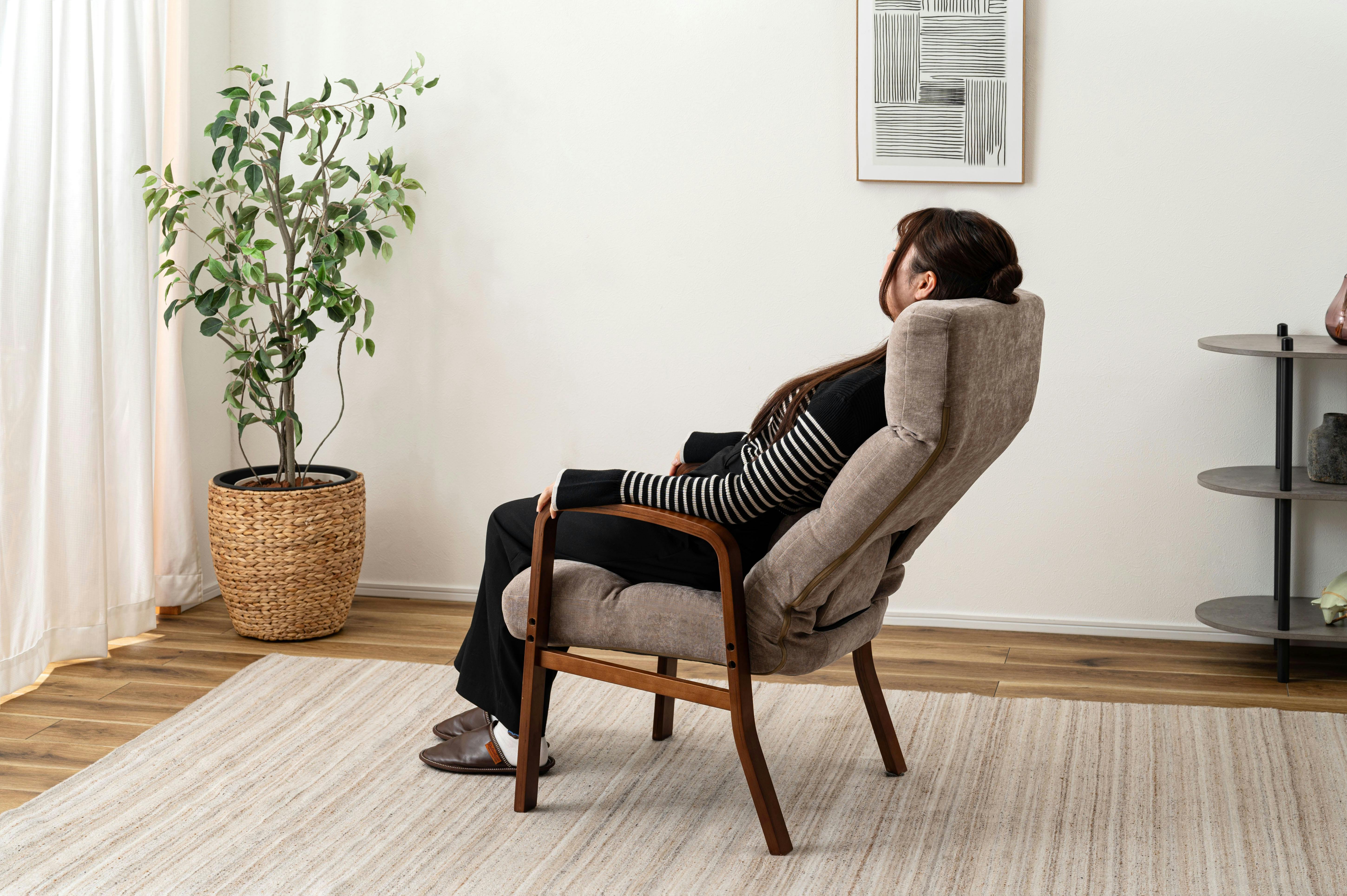 Room Essence 腰楽高座椅子 W56×D57～96×H90～103×SH38 ベージュ 組立