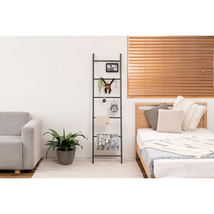 Room Essence ラダーハンガー W40×D2×H150.5 ダークグレー 組立式 ハンガーラック ハンガー 立てかけ ハンガーラック 収納 装飾 インテリア 室内 スリム コンパクト 省スペース 軽量 軽い シンプル スタイリッシュ 壁面 はしご風 モノトーン MIP-17DGY【別送品】