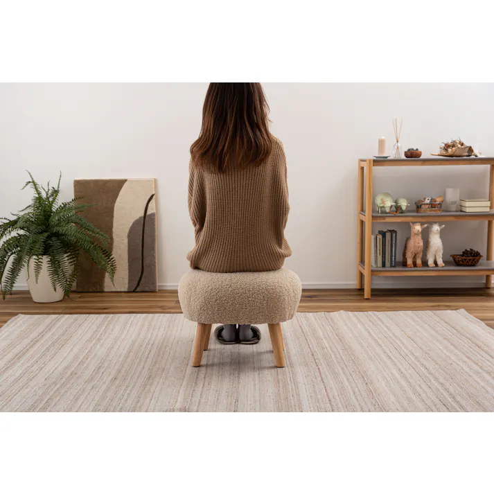 Room Essence スツール W50×D41×H38 ライトベージュ 組立式 丸椅子 ラウンド チェア イス 腰掛 円形 ブークレ生地 背もたれなし アームレス シンプル 無地 オットマン 1人掛け 簡易椅子 来客 玄関 いす 北欧 MYS-602LBE【別送品】