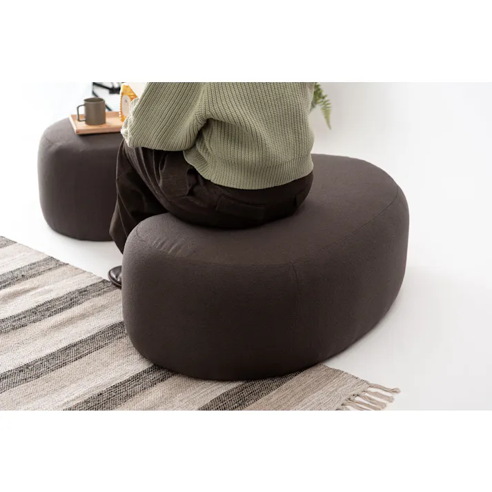 Room Essence スツール W100×D60×H33 チャコールグレー 完成品 イス 椅子 チェア 腰掛け ビーンズ型 シンプル モダン デザイン 個性的 無地 ファブリック 布地 リビング 寝室 足置き 大きめ 大きい 韓国インテリア 背もたれなし MYS-606CGY【別送品】