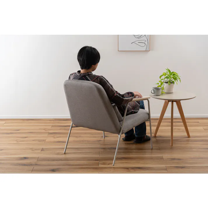 Room Essence ラウンジチェア W66.5×D80×H81×SH43 グレー 組立式 チェア 椅子 パーソナルチェア アームチェア ひじ掛け付き クッション付き 背もたれ スチール脚 天然木 韓国 北欧 PC-626GY【別送品】