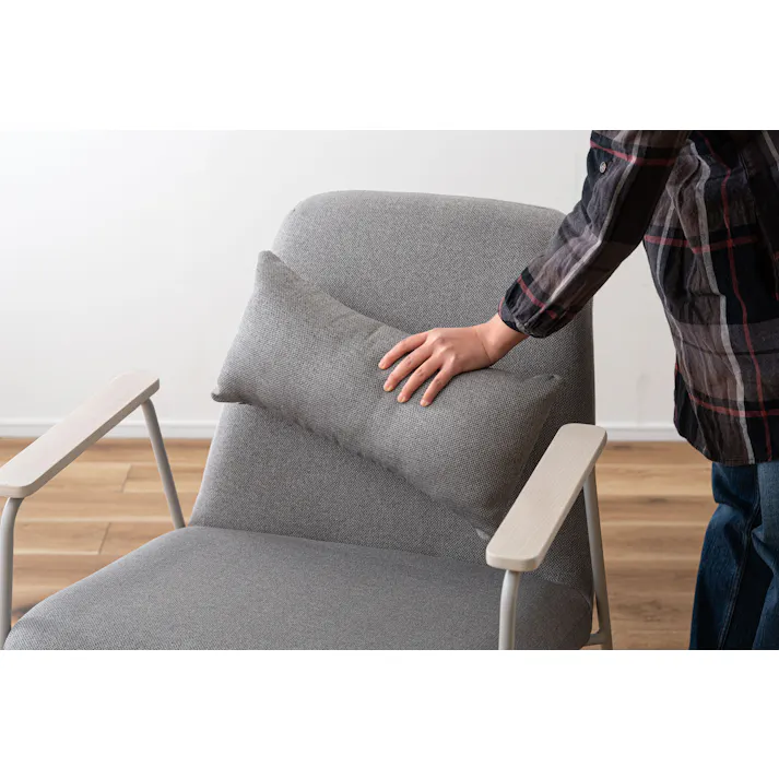 Room Essence ラウンジチェア W66.5×D80×H81×SH43 グレー 組立式 チェア 椅子 パーソナルチェア アームチェア ひじ掛け付き クッション付き 背もたれ スチール脚 天然木 韓国 北欧 PC-626GY【別送品】