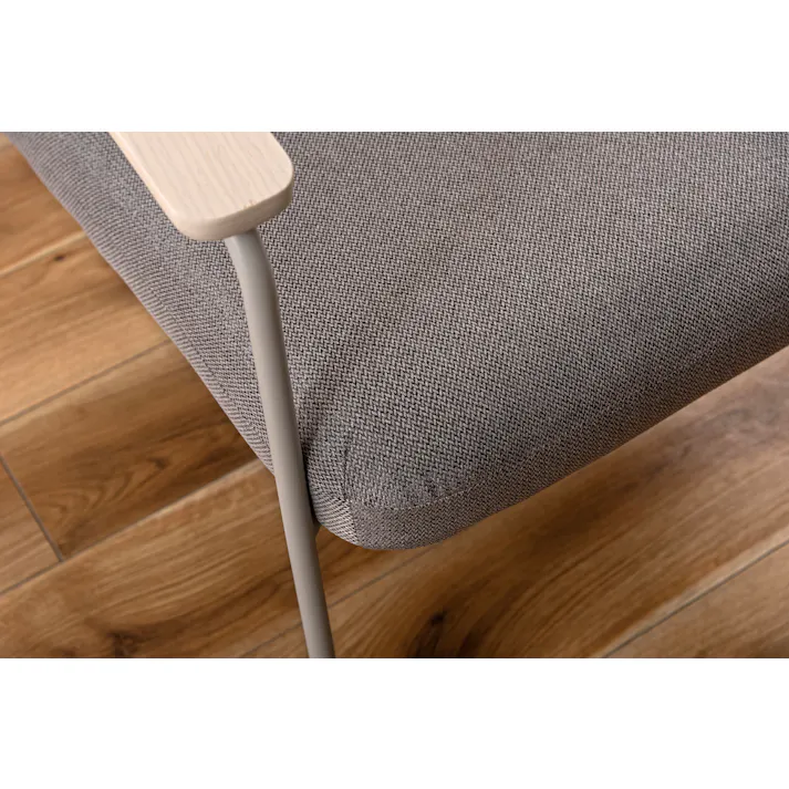 Room Essence ラウンジチェア W66.5×D80×H81×SH43 グレー 組立式 チェア 椅子 パーソナルチェア アームチェア ひじ掛け付き クッション付き 背もたれ スチール脚 天然木 韓国 北欧 PC-626GY【別送品】