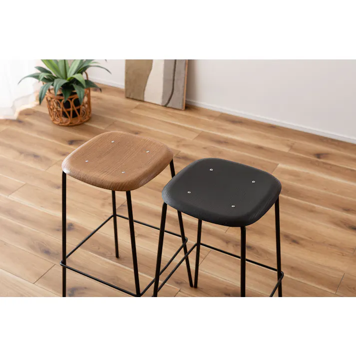 Room Essence ハイスツール W43×D43×H74.5 ブラック 完成品 スツール 椅子 高さ74.5 フットレスト 足置き付き 背もたれなし 天然木 ブラックスチール スチール シンプル おしゃれ モダン 異素材 PC-686BK【別送品】
