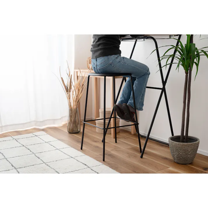 Room Essence ハイスツール W43×D43×H74.5 ブラック 完成品 スツール 椅子 高さ74.5 フットレスト 足置き付き 背もたれなし 天然木 ブラックスチール スチール シンプル おしゃれ モダン 異素材 PC-686BK【別送品】