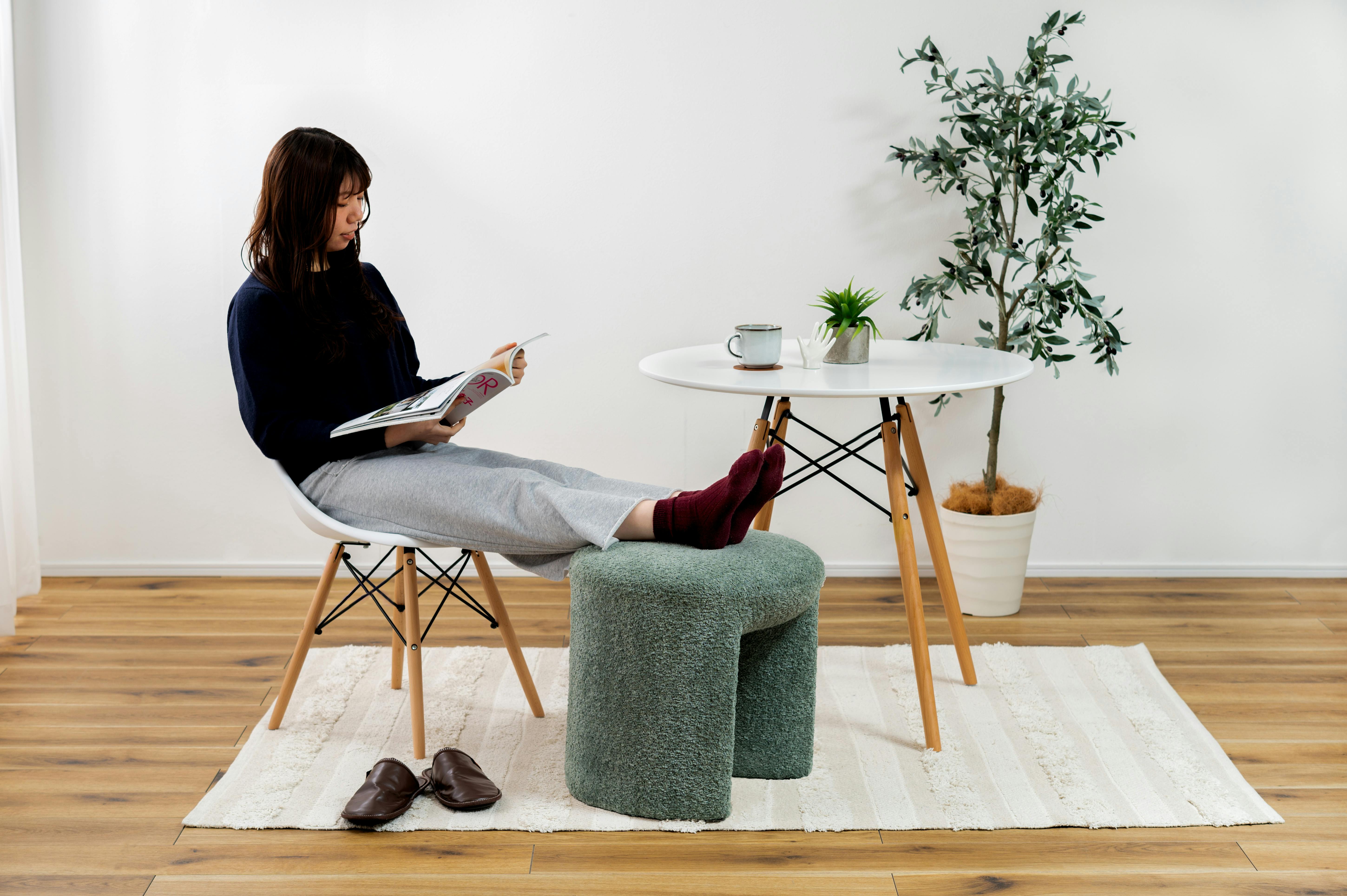 Room Essence スツール W47×D47×H46 グリーン 完成品 丸椅子 ラウンド