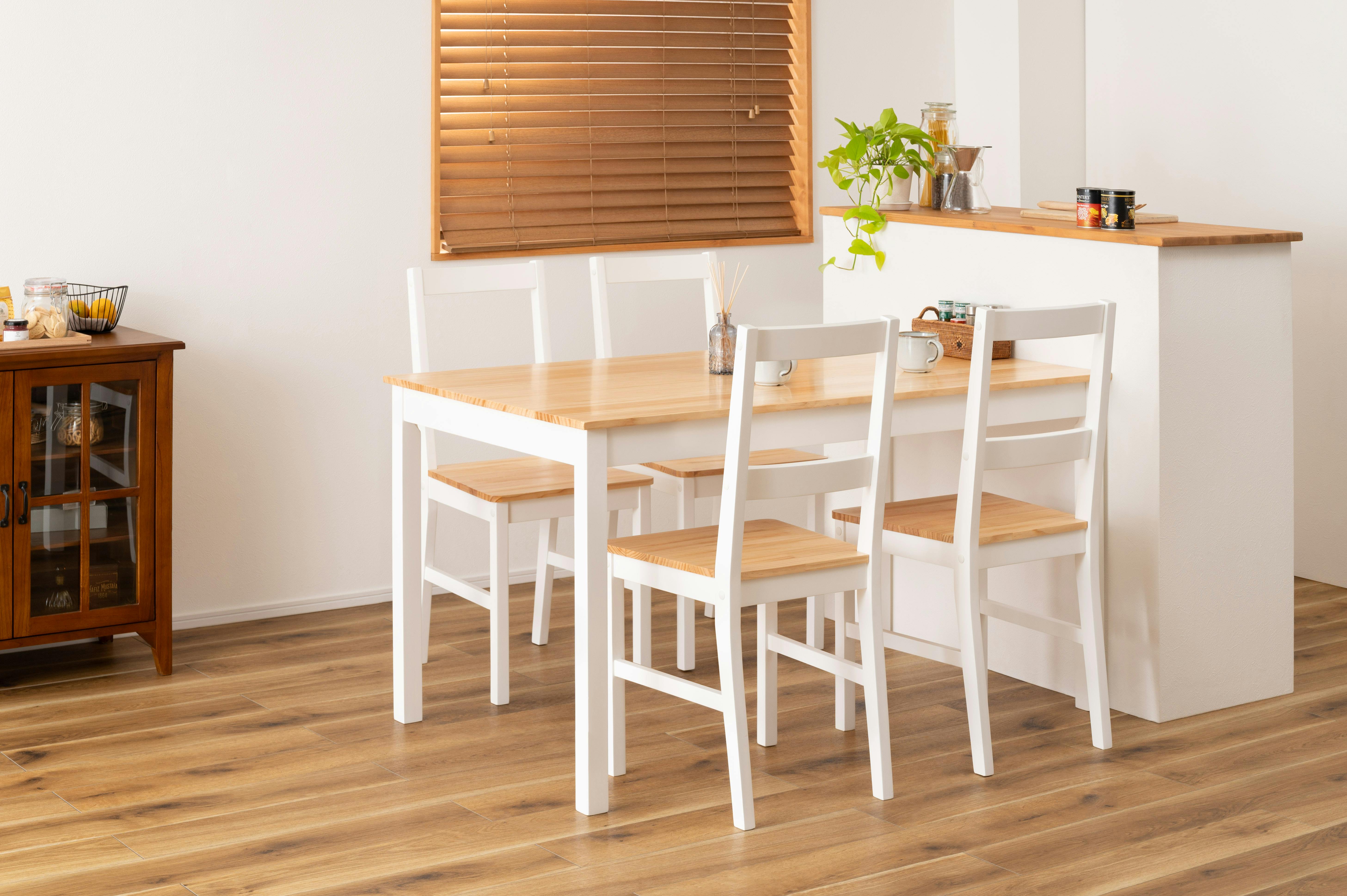 Room Essence ダイニングテーブル W135×D80×H72 ホワイト 組立式