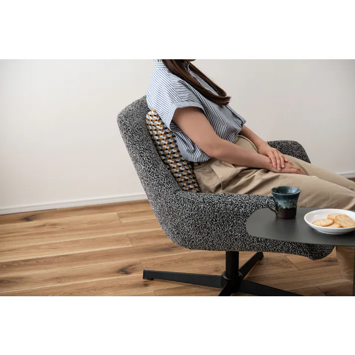 Room Essence クッション 約W45×D45×H16 イエロー 完成品 フェザー 正方形 幾何学柄 ニュアンスカラー ソファ 背あて シンプル モダン 北欧 かわいい おしゃれ 韓国 VC-10YE【別送品】