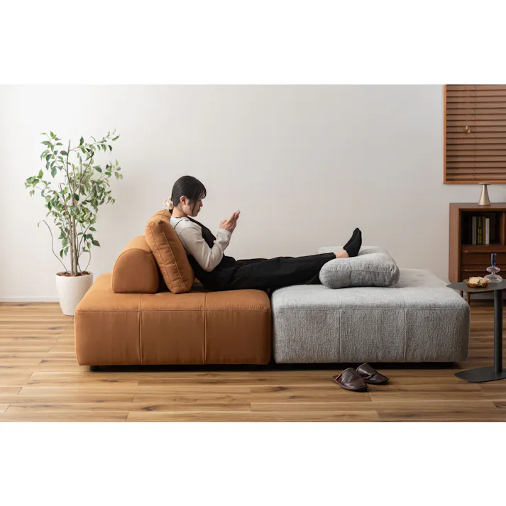 Room Essence ソファ W112×D112×H83×SH41 キャメル ねじこみ式 フリーダム 1人掛け 背もたれ独立 クロスレザー 北欧 おしゃれ クッション付き -ベッド 全方向 VS-57CA【別送品】