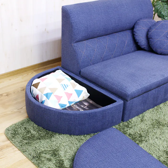 後藤家具物産 引っかきキズに強い2口コンセント付きコンパクトカウチソファー コディ/ブルー色 Size:116×76×83 軒先渡し 4571501390366 【別送品】
