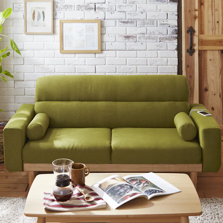 後藤家具物産 側面2口コンセント付き2.5人掛けソファー ハウ/グリーン色 Size:159×74×75 軒先渡し 4571501390410 【別送品】