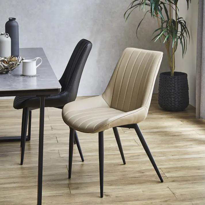 後藤家具物産 掛け心地抜群のシンプルダイニングチェアー レティ/ベージュ色(2脚入) Size:52×62×84 軒先渡し 4571501399031 【別送品】