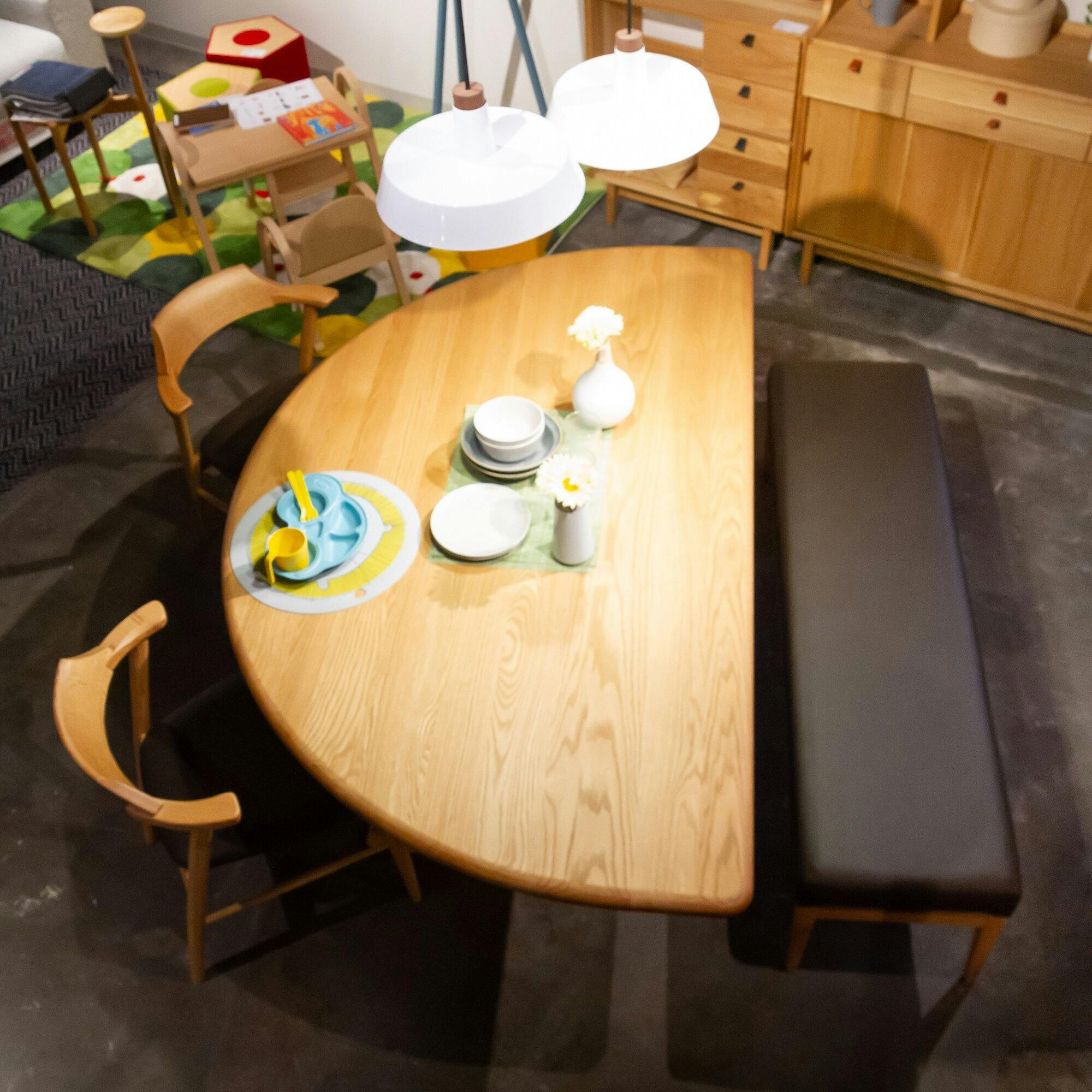 YUME2 180×110cm ナチュラ 半円形ダイニングテーブル　天然木 YUME2 180×110cm ナチュラ 半円形ダイニングテーブル 天然木