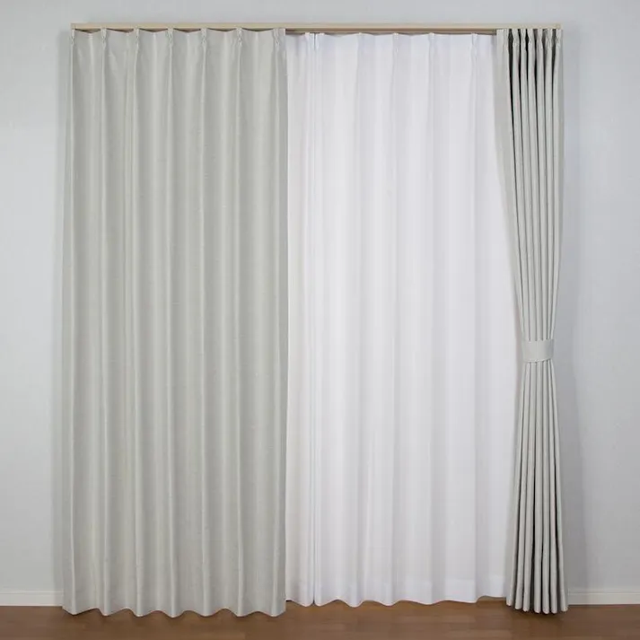 ユニベール コローレ アイボリー 100×190 2枚組 遮光性 洗濯可能 アジャスターフック付き 4548654585970【別送品】