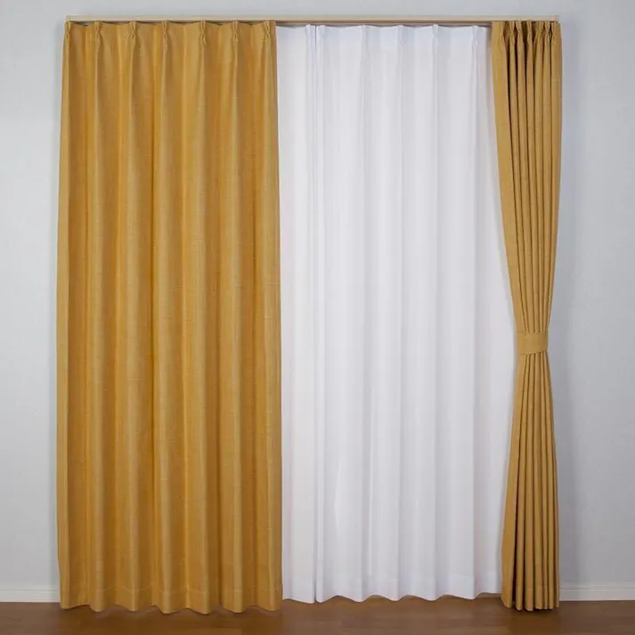 ユニベール ジェード イエロー 100×178 2枚組 遮光性 洗濯可能 アジャスターフック付き 4548654638355【別送品】